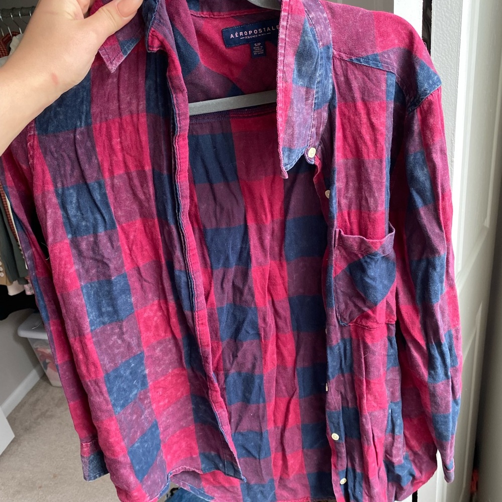 4 shirts bundle - Picture 5 of 6
